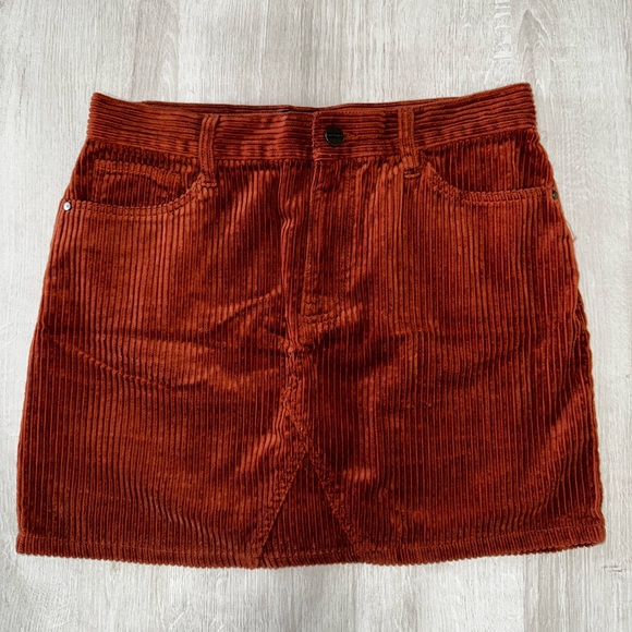 Dresses & Skirts - Brown/orange corduroy skirt
